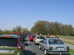 12:00 Start! Wir im Stau! 12:00 Start! Wir im Stau!
