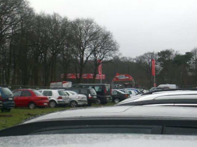 Parkplatz Weeze es regnet