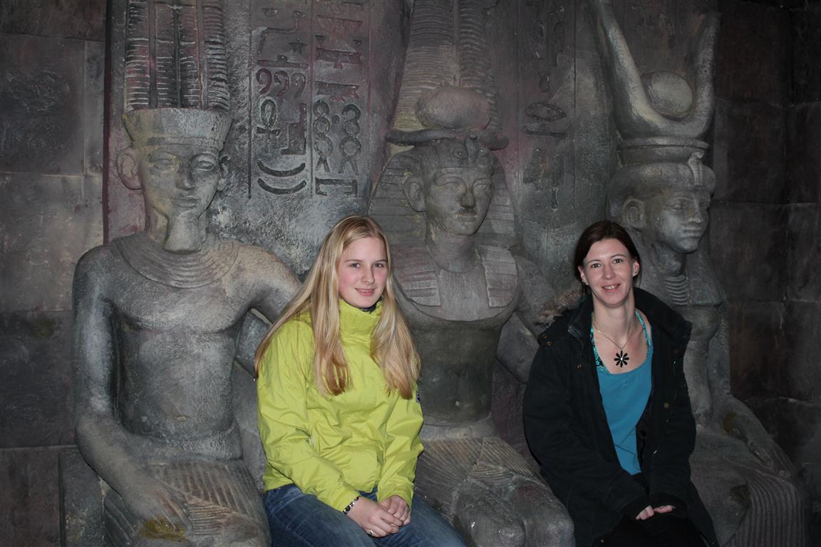 World of Living - Mädels